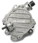 Vakuová pumpa brzdového systému 5 válec diesel 2.4D/D3/D4/D5 šikmý vývod P1/P3 (2012-)