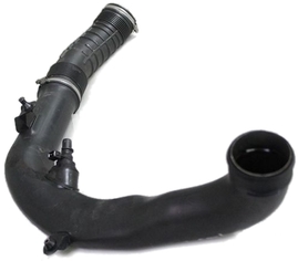 Trubka sání z airboxu do turba 2.4D/D5 (-2009) P3 (OEM)