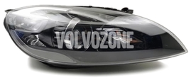 Světlomet pravý xenon P1 (2016-) V40 II(XC) D3S natáčecí (OEM)