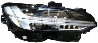 HEADLAMP (-2018) Right Volvo 31446501