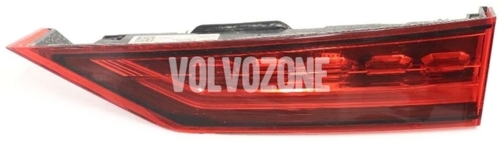 Zadní světlo pravé, vnitřní SPA V60 II(XC) s mlhovou