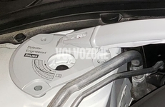 Konzole rozpěry motoru Polestar pravá SPA S60 III/V60 II(XC)