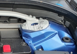Konzole rozpěry motoru Polestar levá SPA XC60 II (OEM)